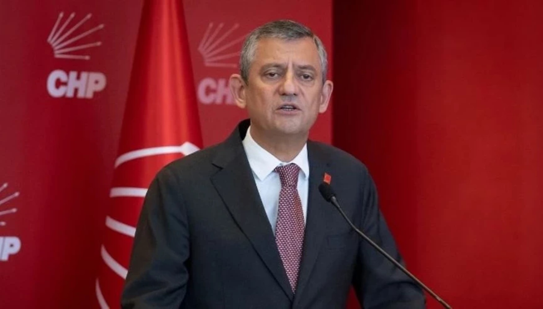 Özgür Özel adaylıkla ilgili son noktayı koydu