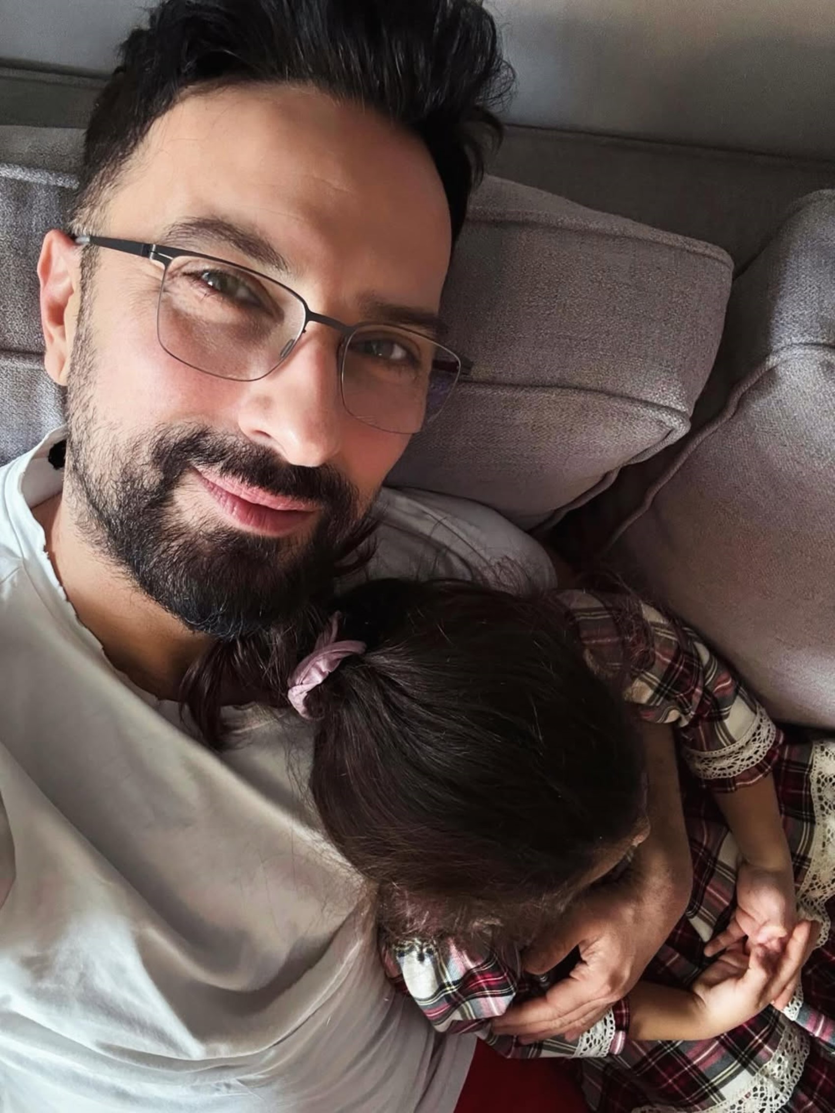 Tarkan kızı Liya ile paylaşım yaptı, babalara mesaj verdi