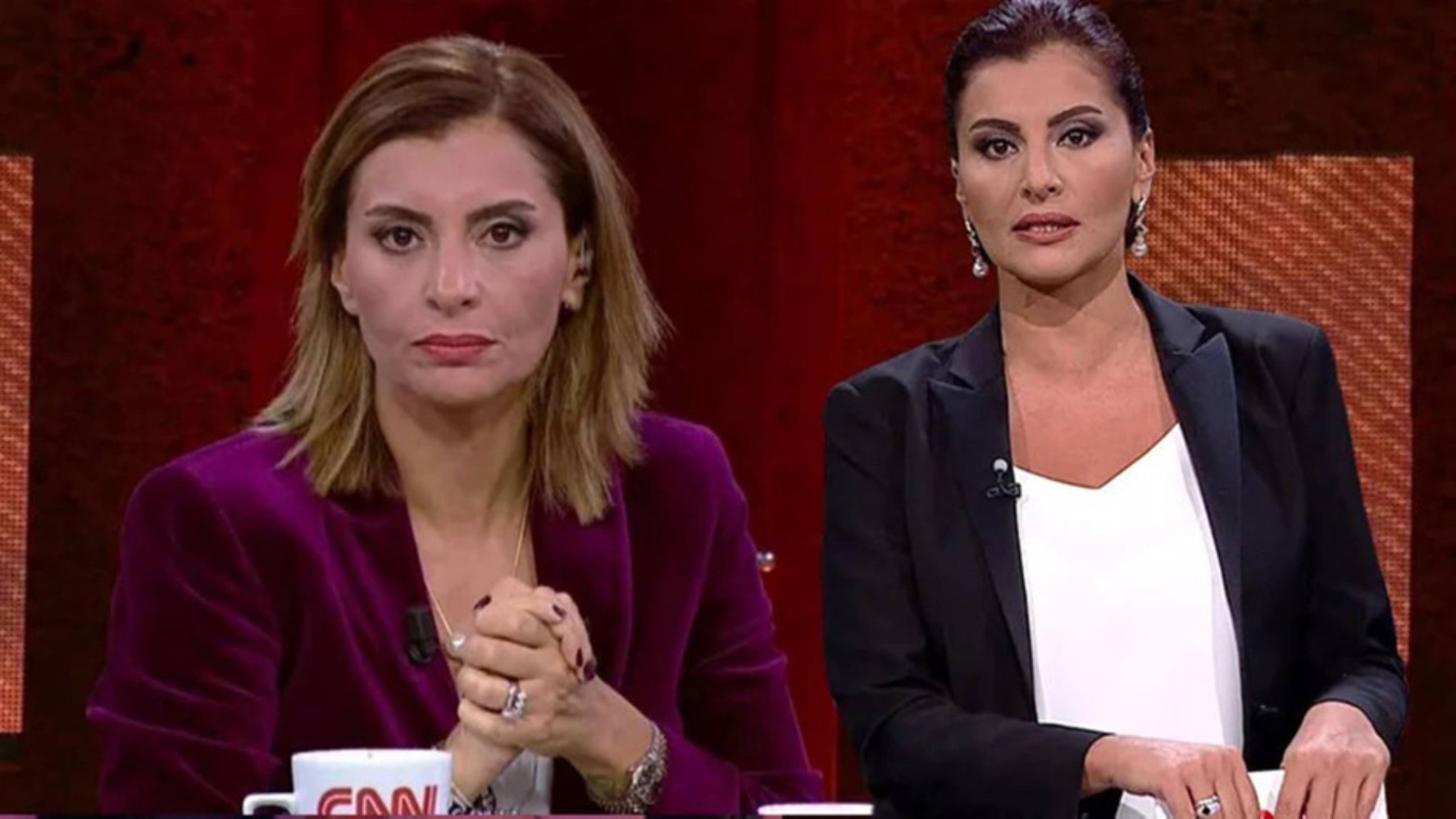 İktidar medyasında kavganın ateşi sönmüyor: Cem Küçük, Hande Fırat'ı topa tuttu! 'Bir gün Özgür Özel’le de araları iyi olacak'