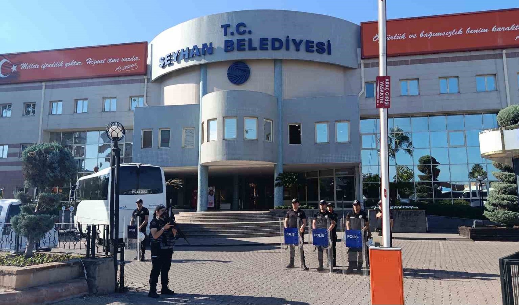 Seyhan Belediyesi hesaplarına TMSF bloke koydurdu iddiası