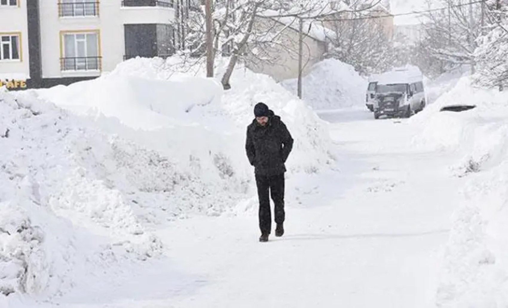 31 Aralık 2025 kar tatili listesi açıklandı: Hangi illerde okullar tatil? İstanbul’da okullar tatil mi?