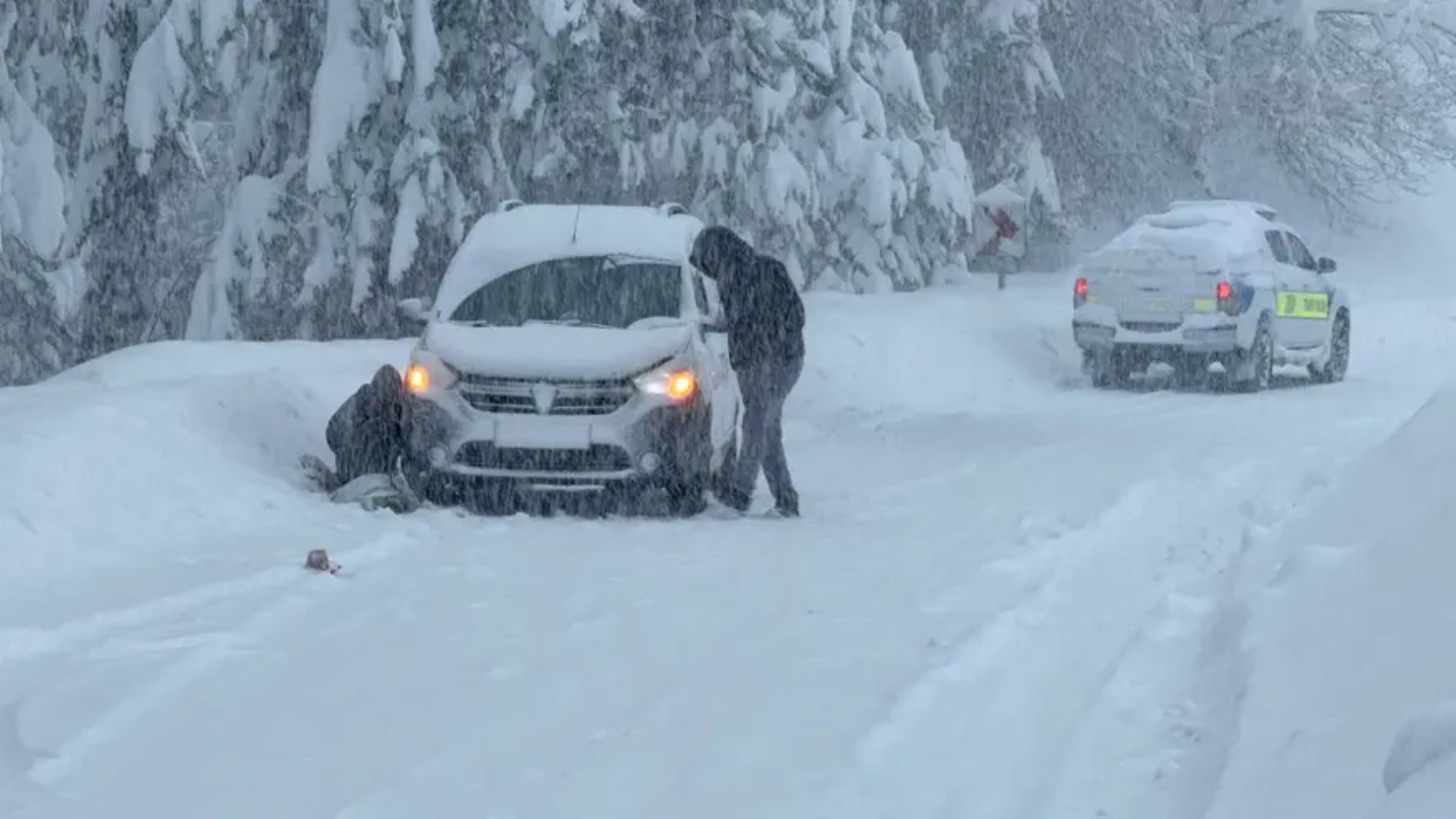 31 Aralık 2025 kar tatili listesi açıklandı: Hangi illerde okullar tatil? İstanbul’da okullar tatil mi?