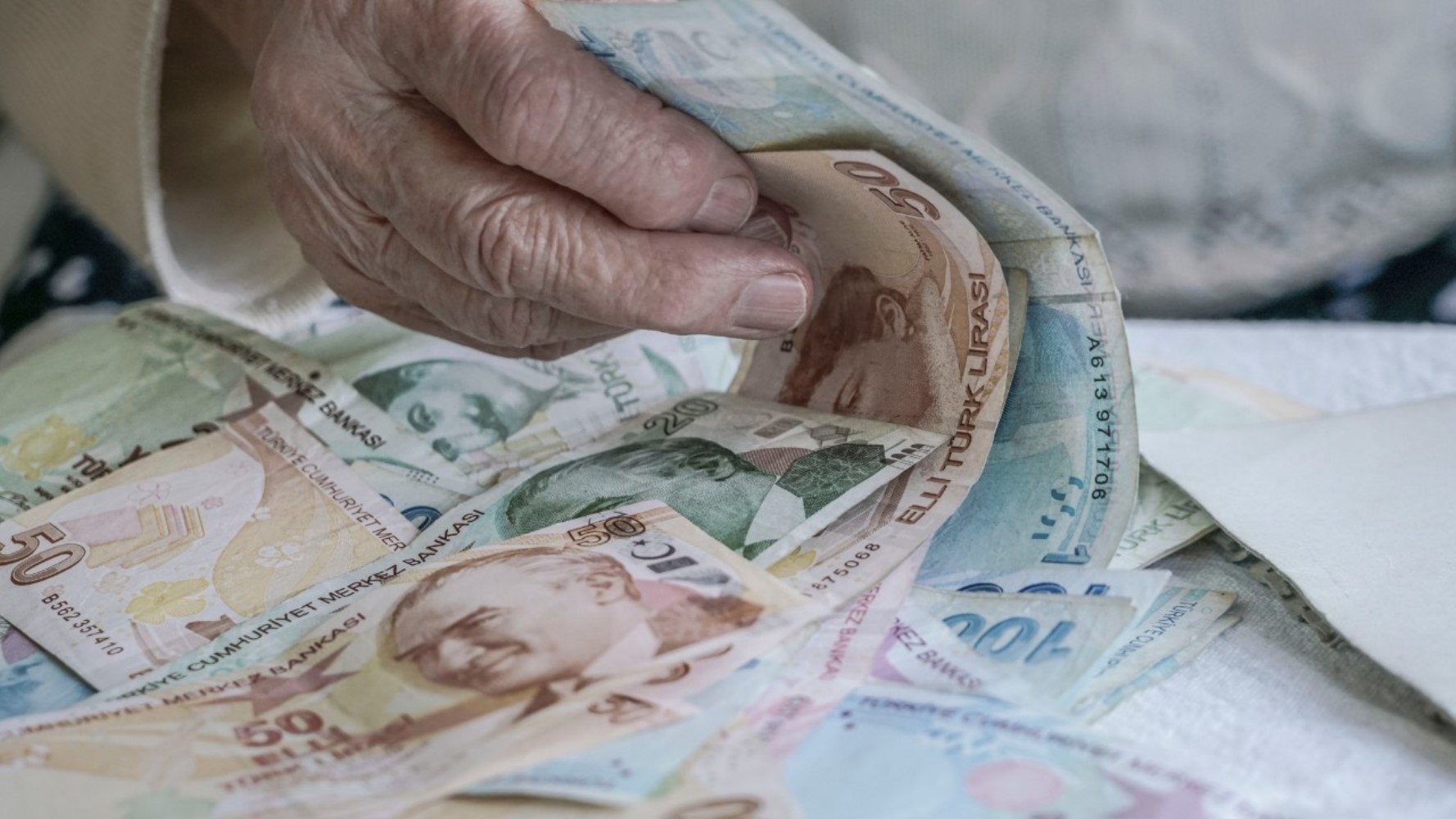 En düşük emekli maaşı Ankara kulislerinden sızdı! Pazartesi günü açıklanacak...