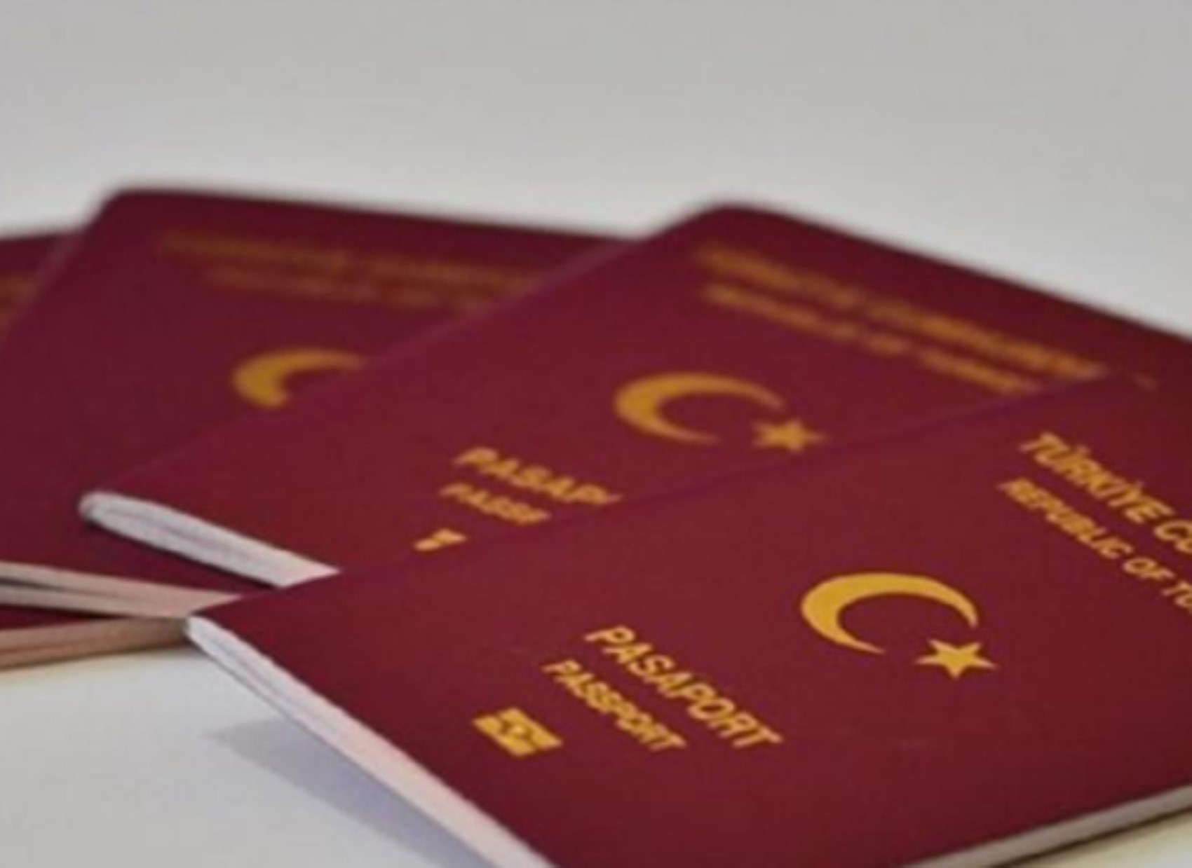 Yeni yıl zam yağmuruyla başlayacak: 2026 yılındaki pasaport ve ehliyet ücretleri netleşti!