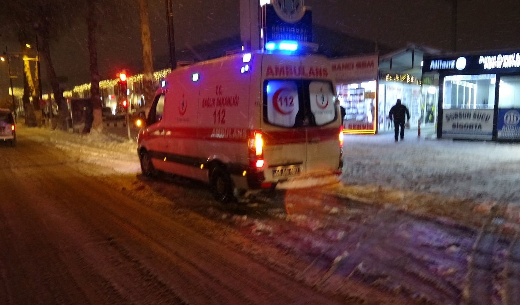 Kadınların bıçaklı kavgası kanlı bitti