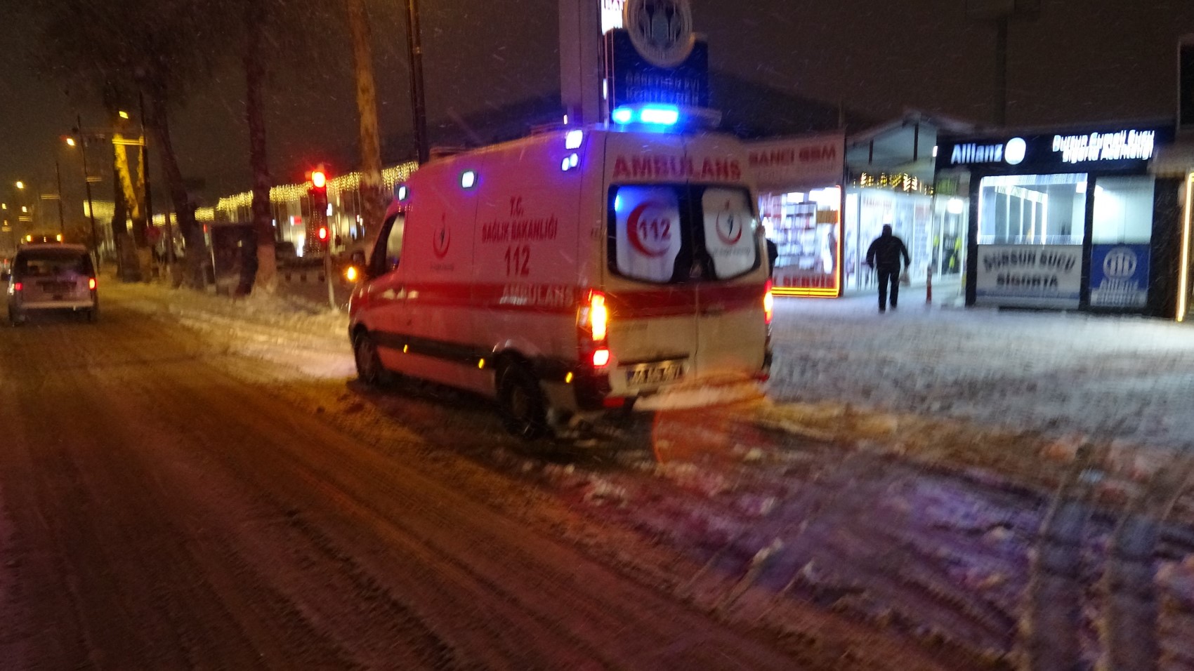 Kadınların bıçaklı kavgası kanlı bitti: 1 ölü, 1 yaralı