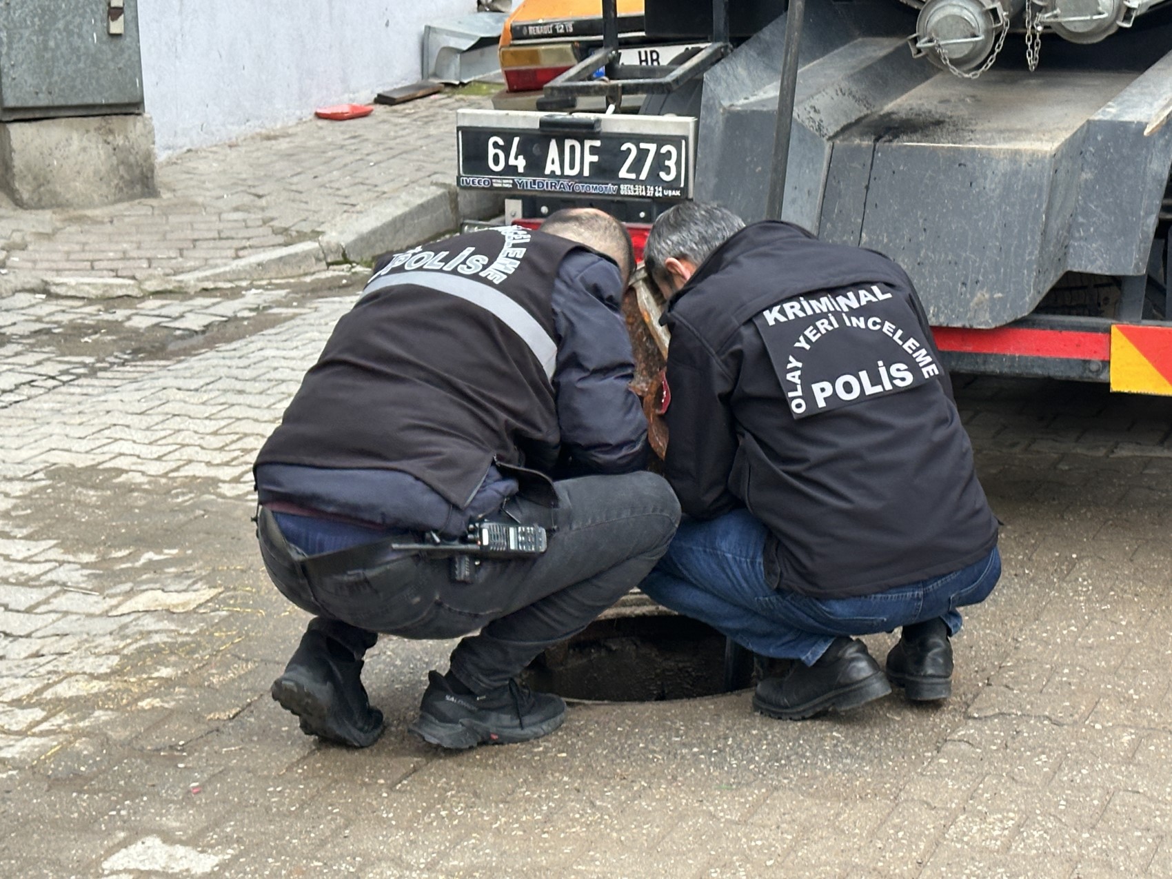 Kanalizasyonda bulunan ceninin kime ait olduğunu polis çözdü