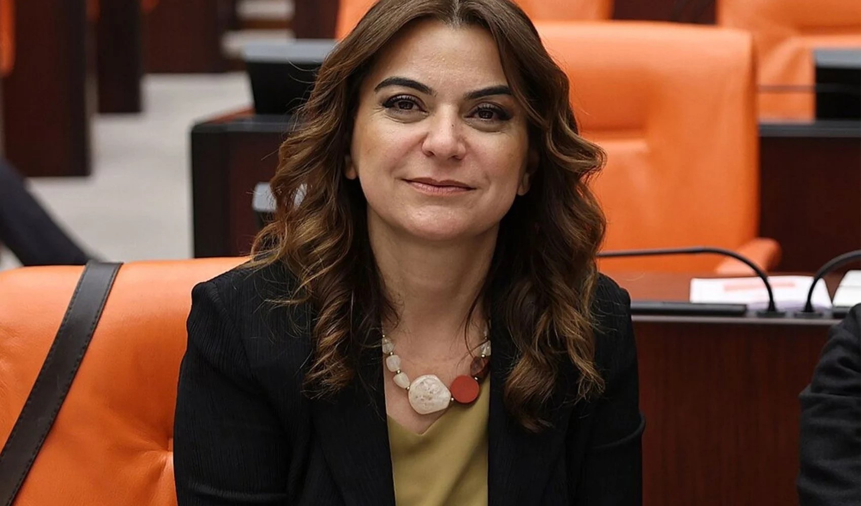 Yeni anayasa hazırlığı yapan Erdoğan'a DEM'den kötü haber!