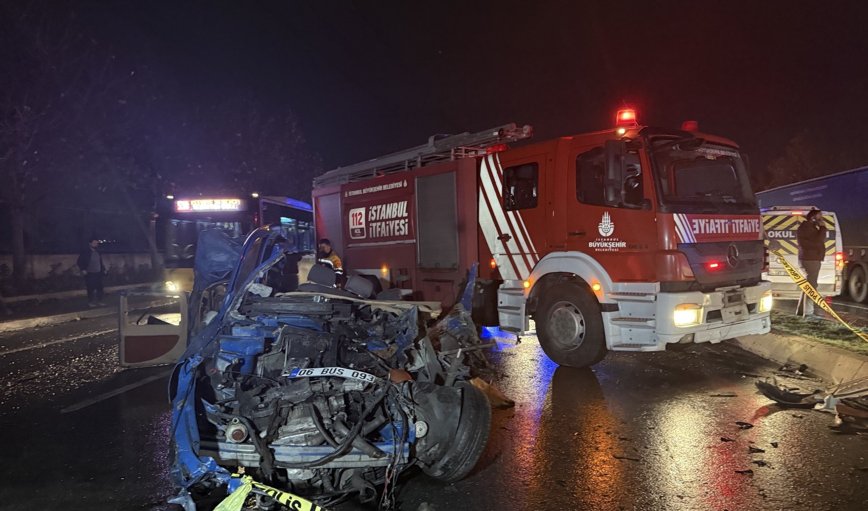 Kontrolden çıkan beton mikseri faciaya neden oldu
