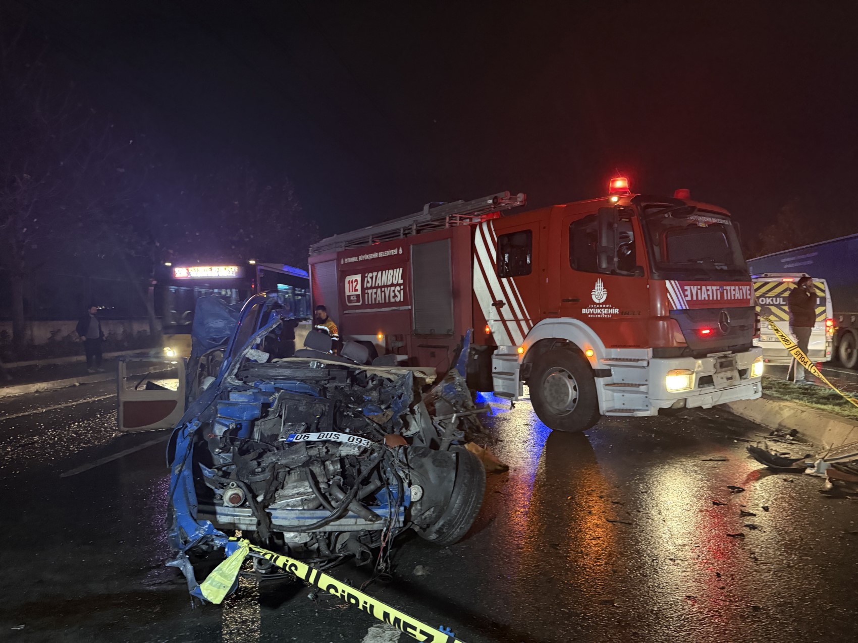 Kontrolden çıkan beton mikseri faciaya neden oldu: 2 ölü, 6 yaralı