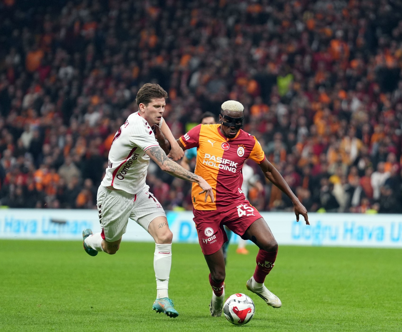 Galatasaray- Samsunspor maçındaki tartışmalı penaltı pozisyonu için kim ne dedi? Trio ekibi yorumladı
