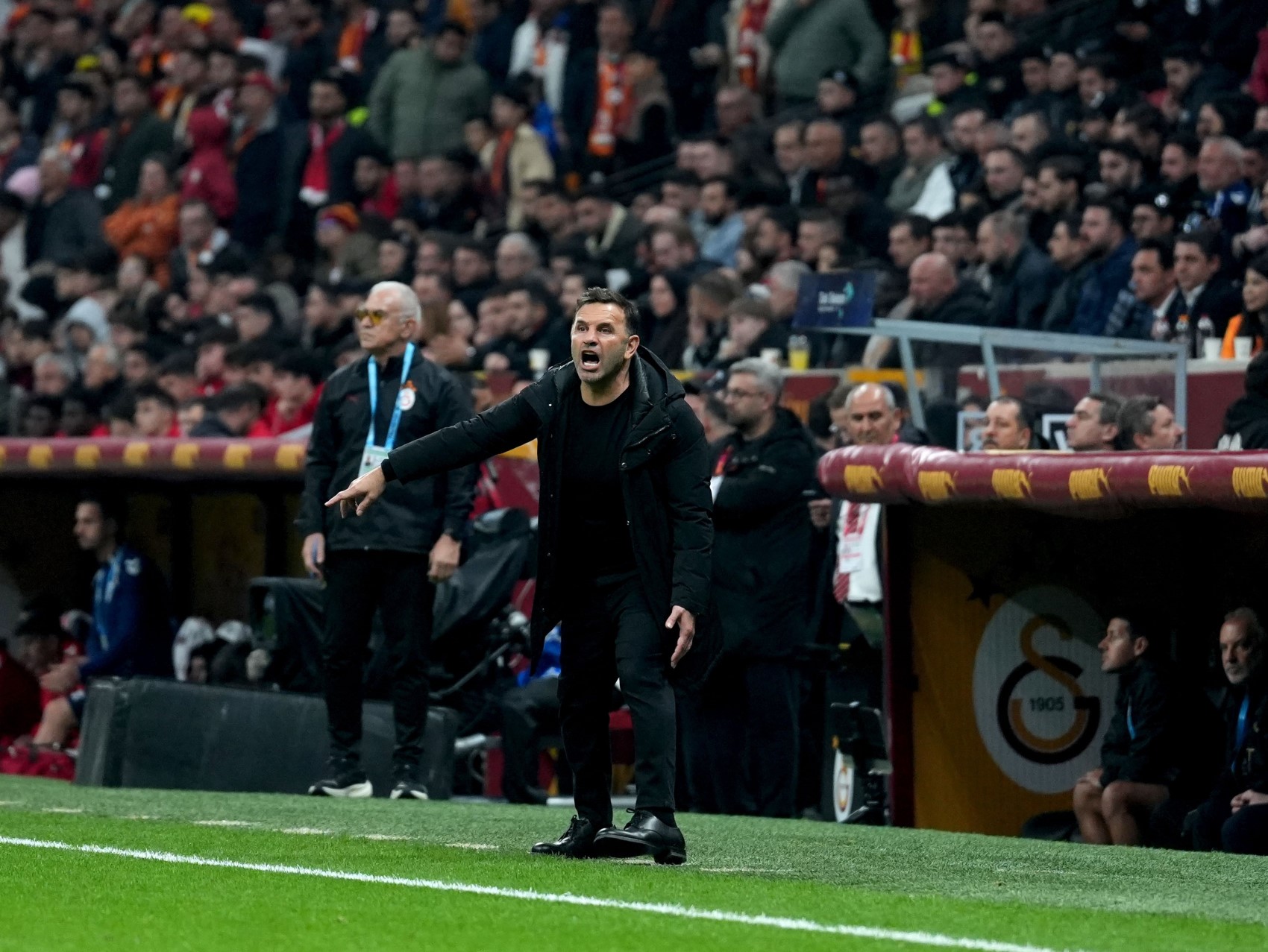 Galatasaray- Samsunspor maçındaki tartışmalı penaltı pozisyonu için kim ne dedi? Trio ekibi yorumladı