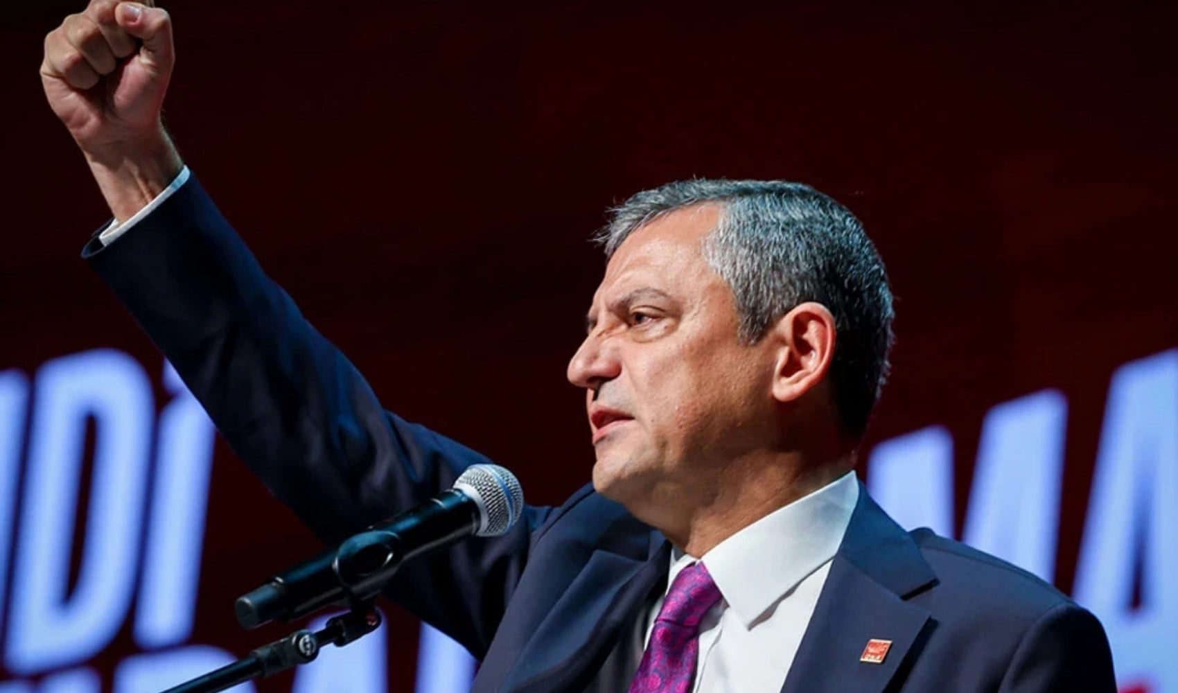 Ankara'da emekçiler bütçe hakkı için meydanlardaydı: Özgür Özel'den net mesaj! 'Tek adam kaybedecek'