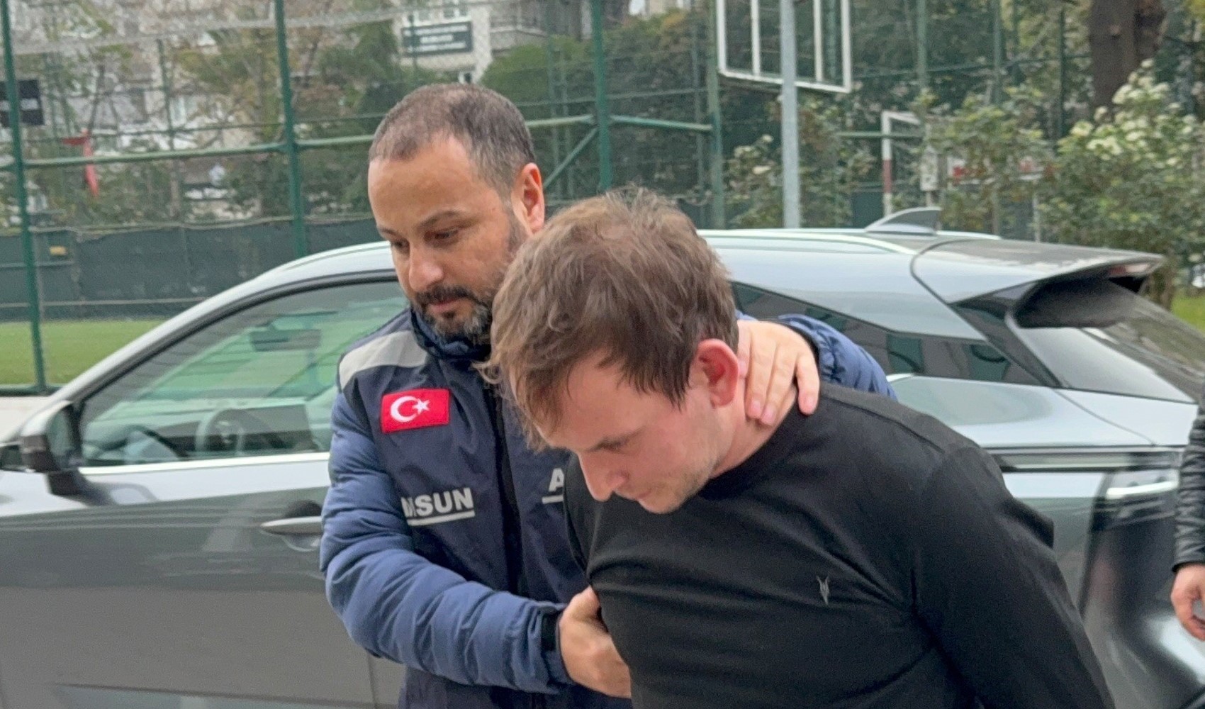 Tartıştığı üvey oğlunu bıçaklayarak öldürdü