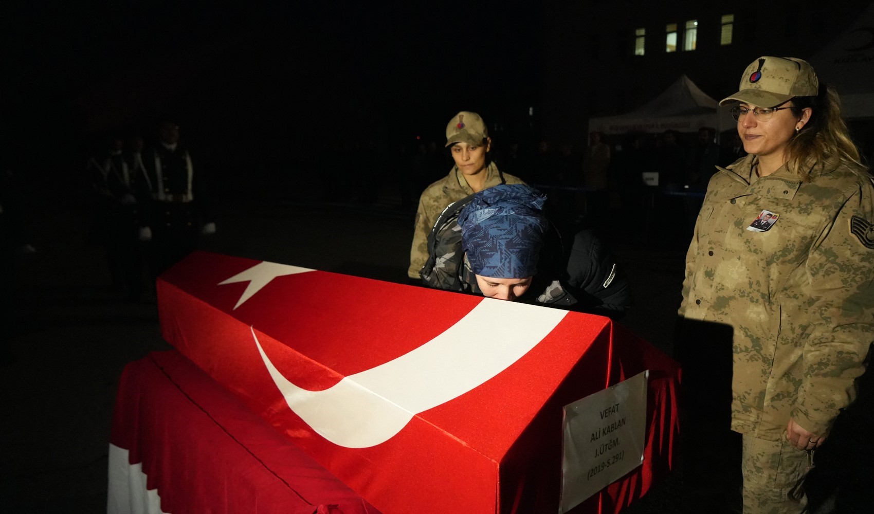 Üsteğmen Ali Kablan silah kazasında hayatını kaybetti