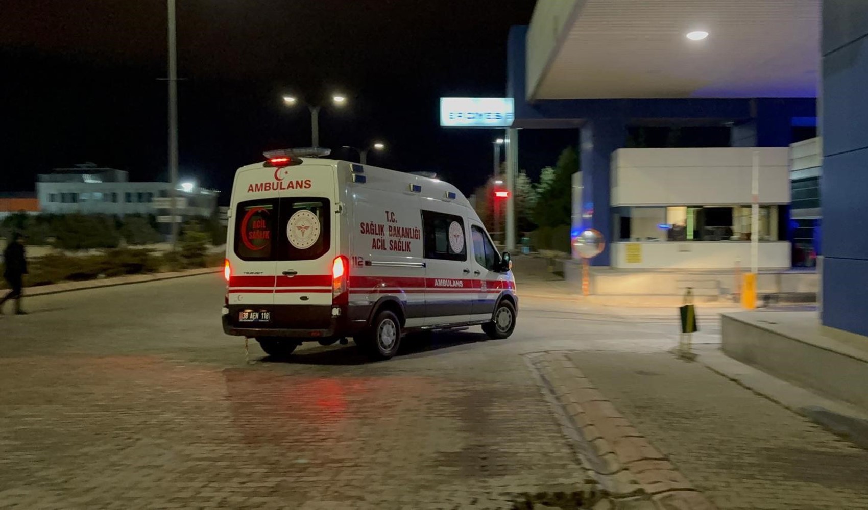 Tavuk pilav yiyen 30 işçi hastanelik oldu