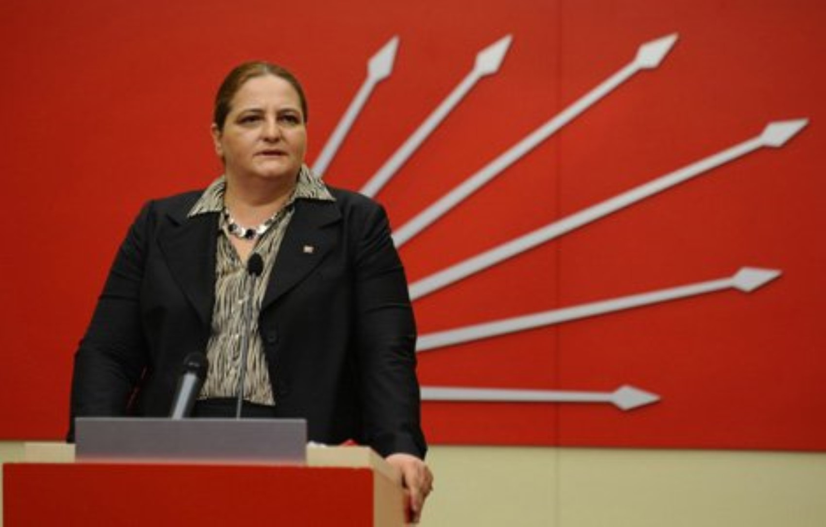 Özgür Özel'in A Takımı belli oldu! İşte CHP'nin yeni MYK'sı