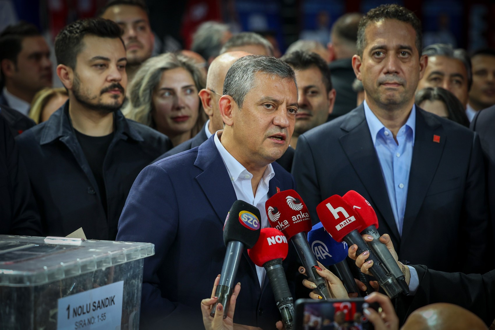 Özgür Özel'in A Takımı belli oldu! İşte CHP'nin yeni MYK'sı