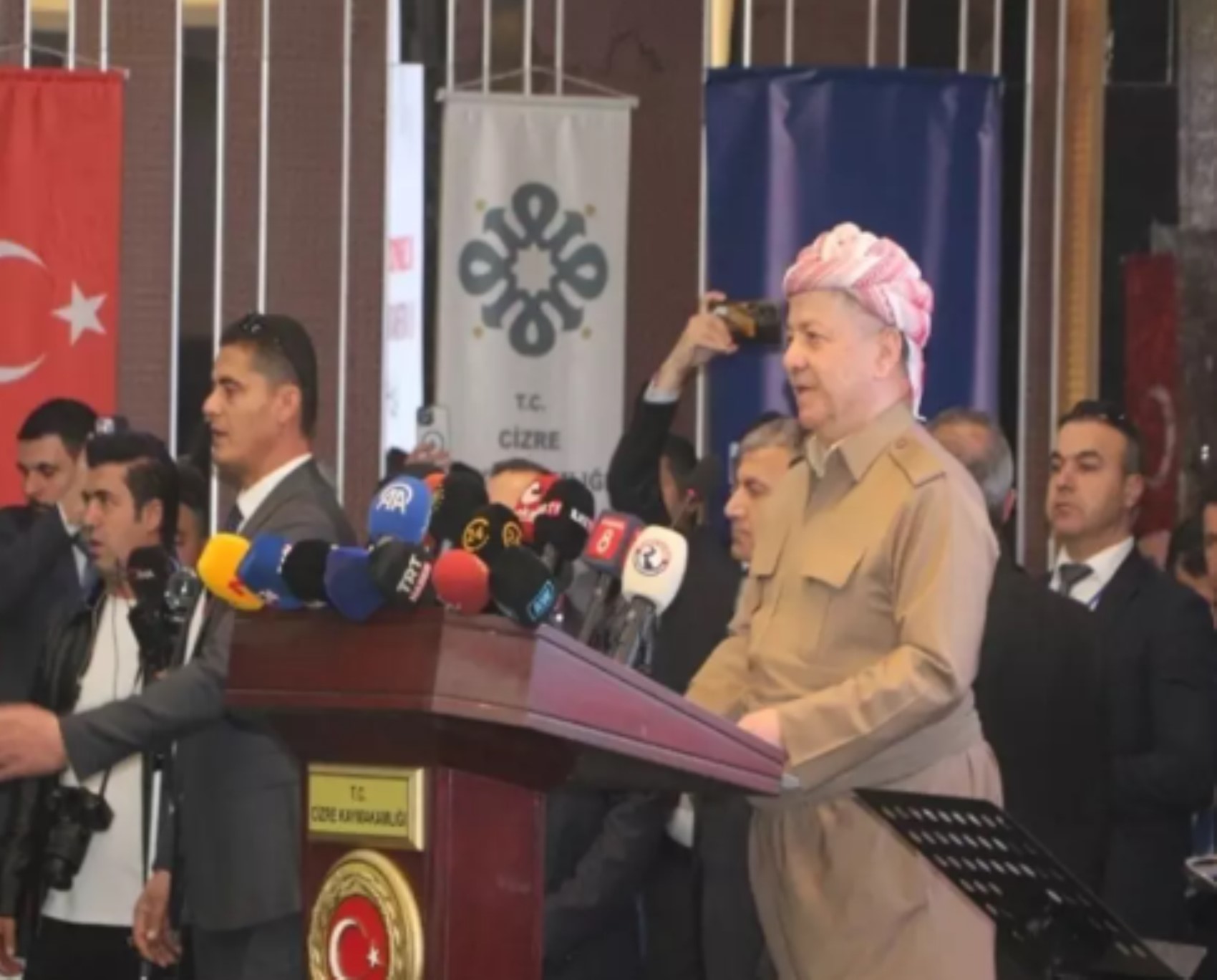 Barzani'nin Şırnak ziyareti krize dönüştü: Ali Yerlikaya'ya bir tepki de MHP'den geldi! Koltuğu sallanıyor mu?