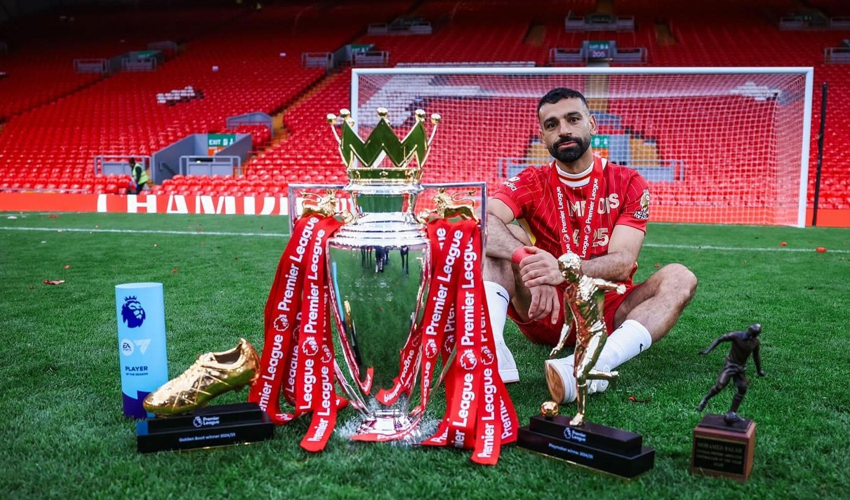 Liverpool'da Salah kadro dışı kaldı