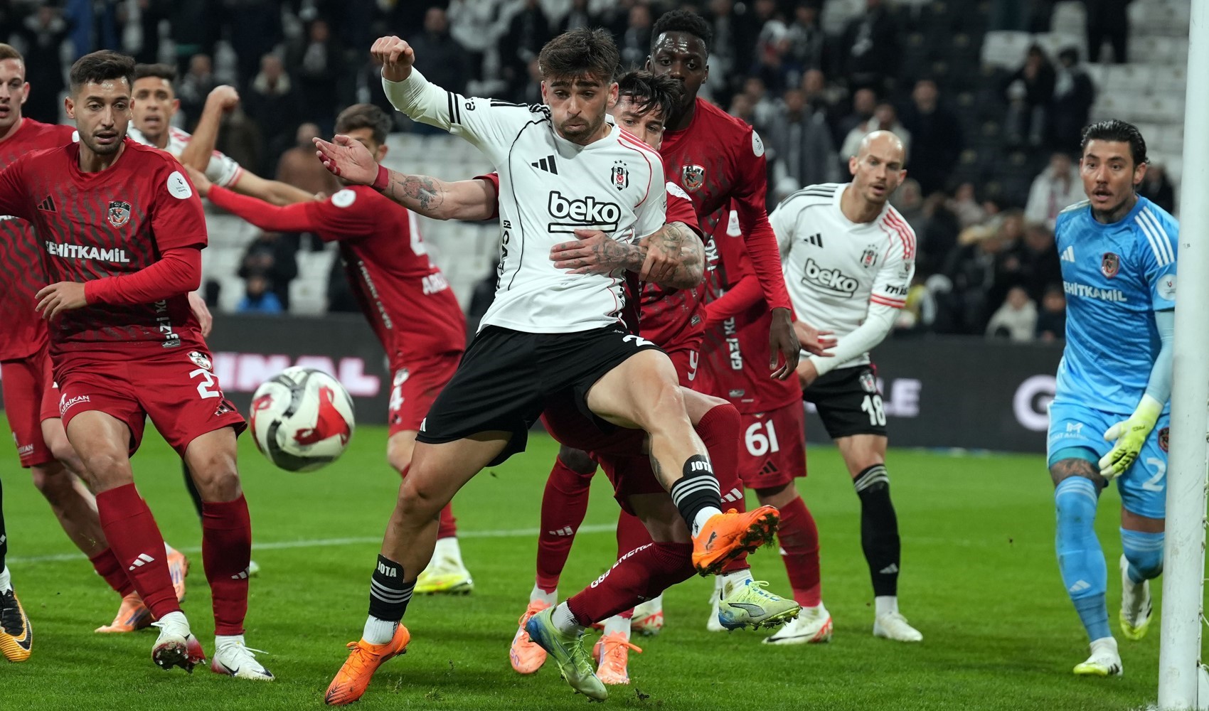 Beşiktaş'ın maçında 4 gol atıldı, kazanan çıkmadı