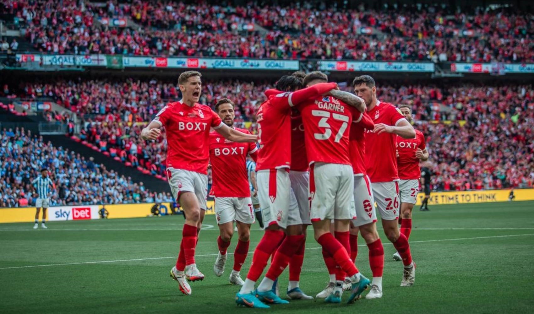 Nottingham Forest'tan tarihi zafer: Brighton'ı 7-0 mağlup ettiler!