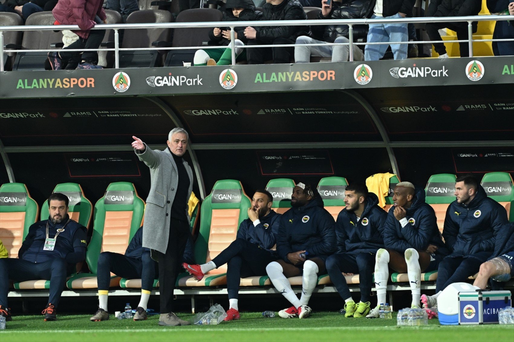 Fenerbahçe'de sakatlık kabusu: Galatasaray derbisi öncesi kırmızı alarm