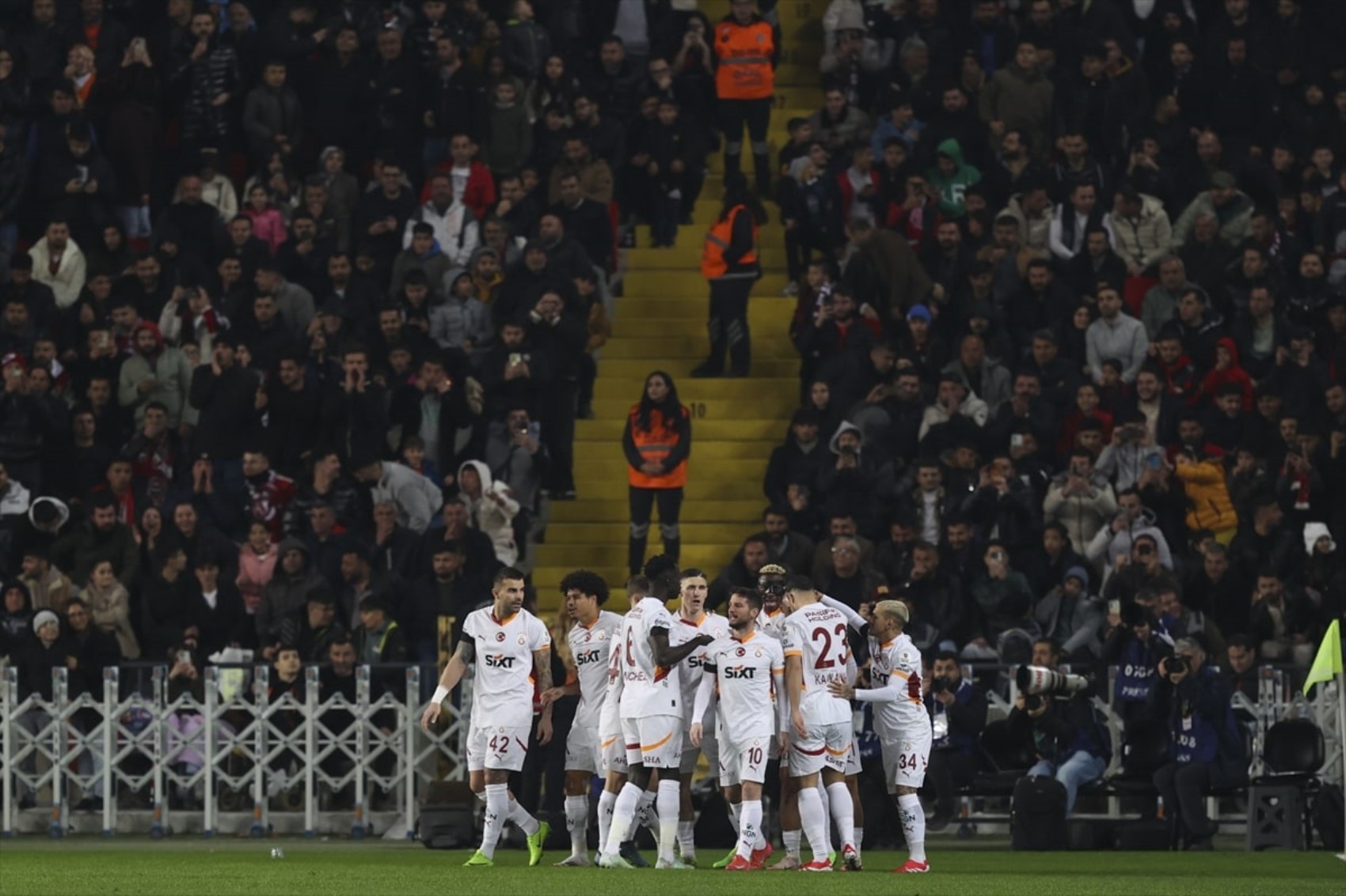 AZ Alkmaar-Galatasaray maçı hangi kanalda, ne zaman, saat kaçta?