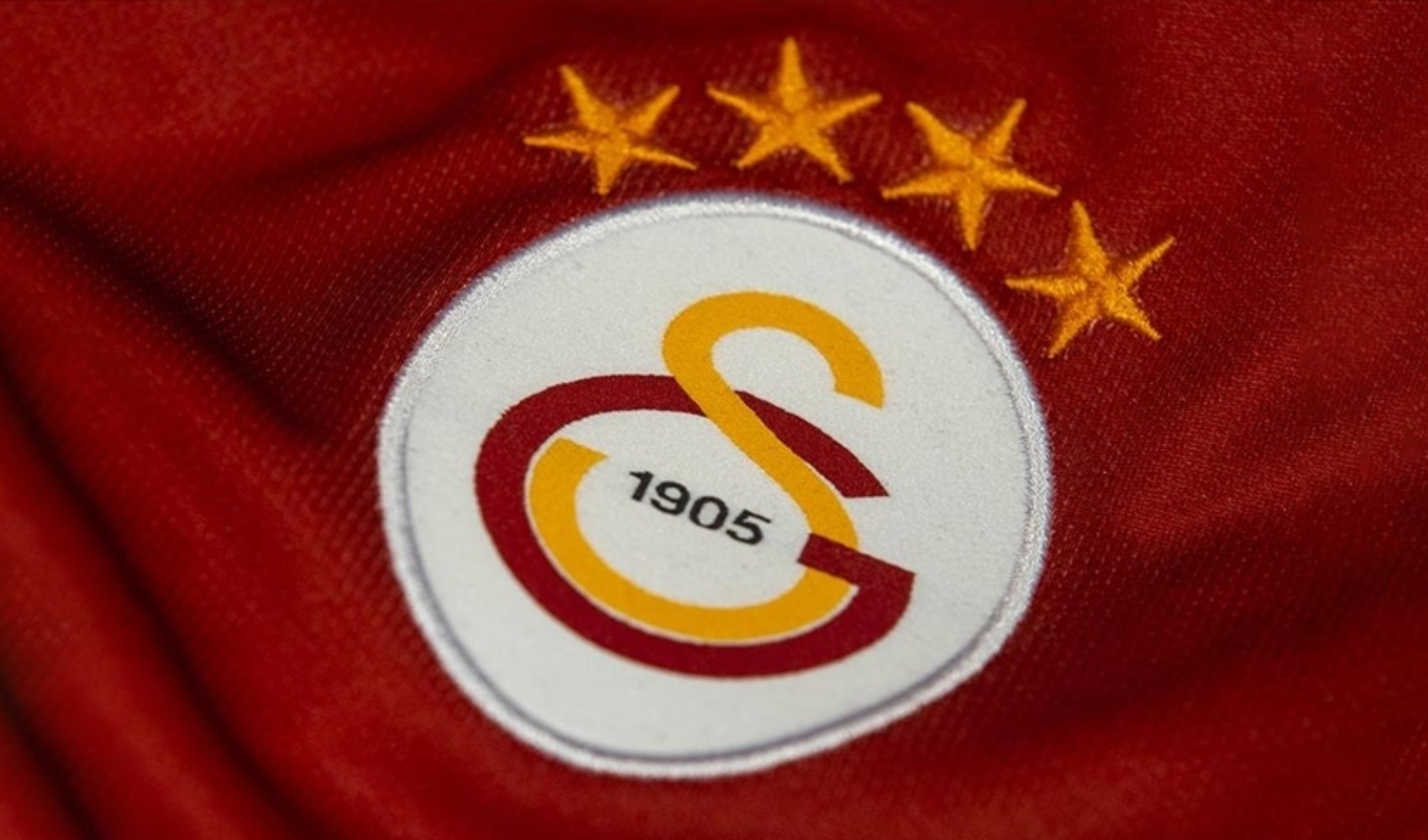 kapak_galatasarayda-rota-bir-kez-daha-eren-elmali-gorusmeler-yeniden-basladi-894006.jpg