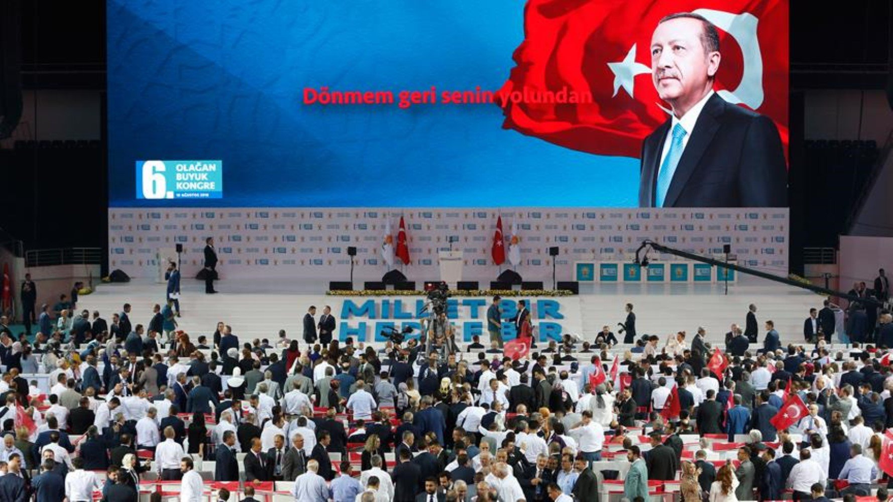 AKP’de kongre öncesi kulisler hareketlendi: Albayrak ekibi devrede... Soylu ve Özhaseki iddiası!