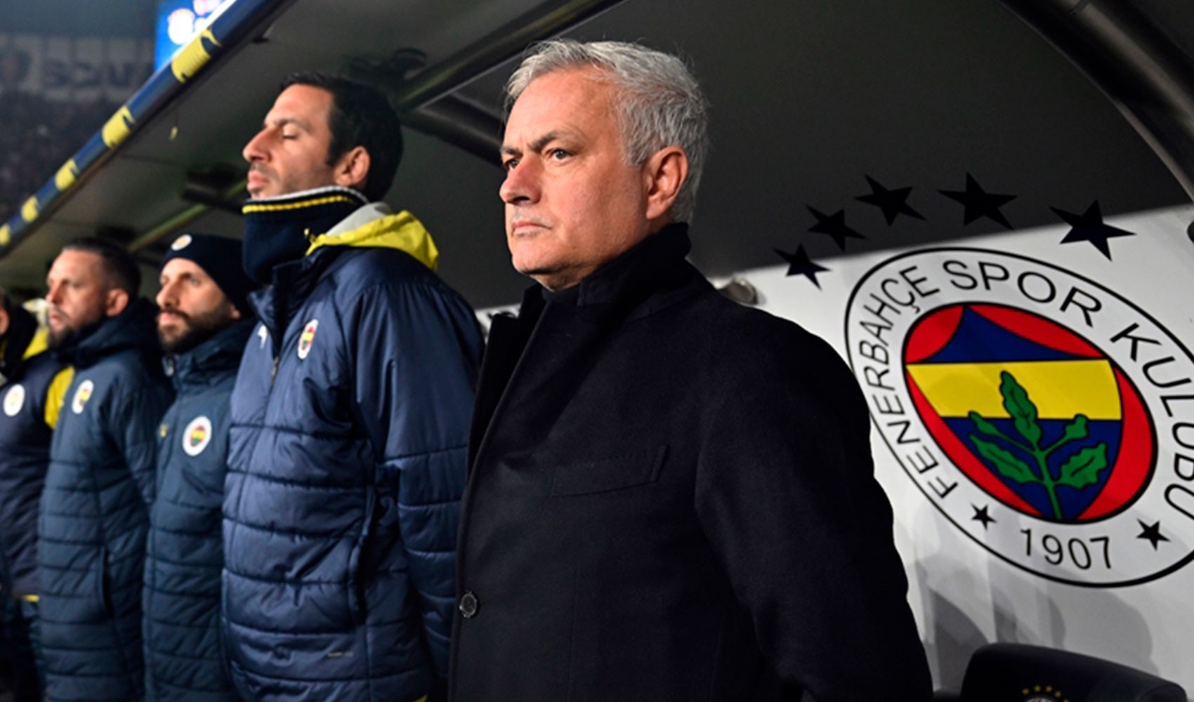Mourinho'dan Galatasaray'a kart göndermesi