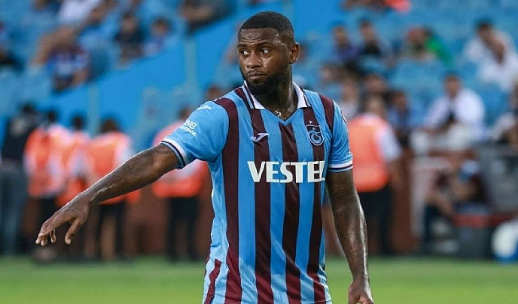 Trabzonspor'da ayrılık: Stefano Denswill ile yollar ayrıldı