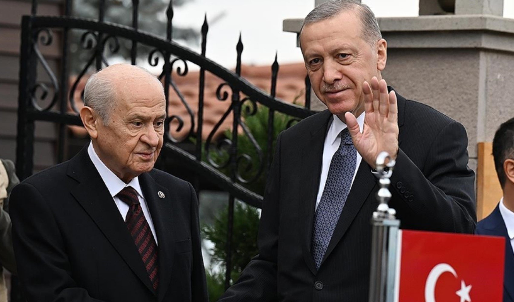 Kulis: Erdoğan Bahçeli'yi ziyaret edecek