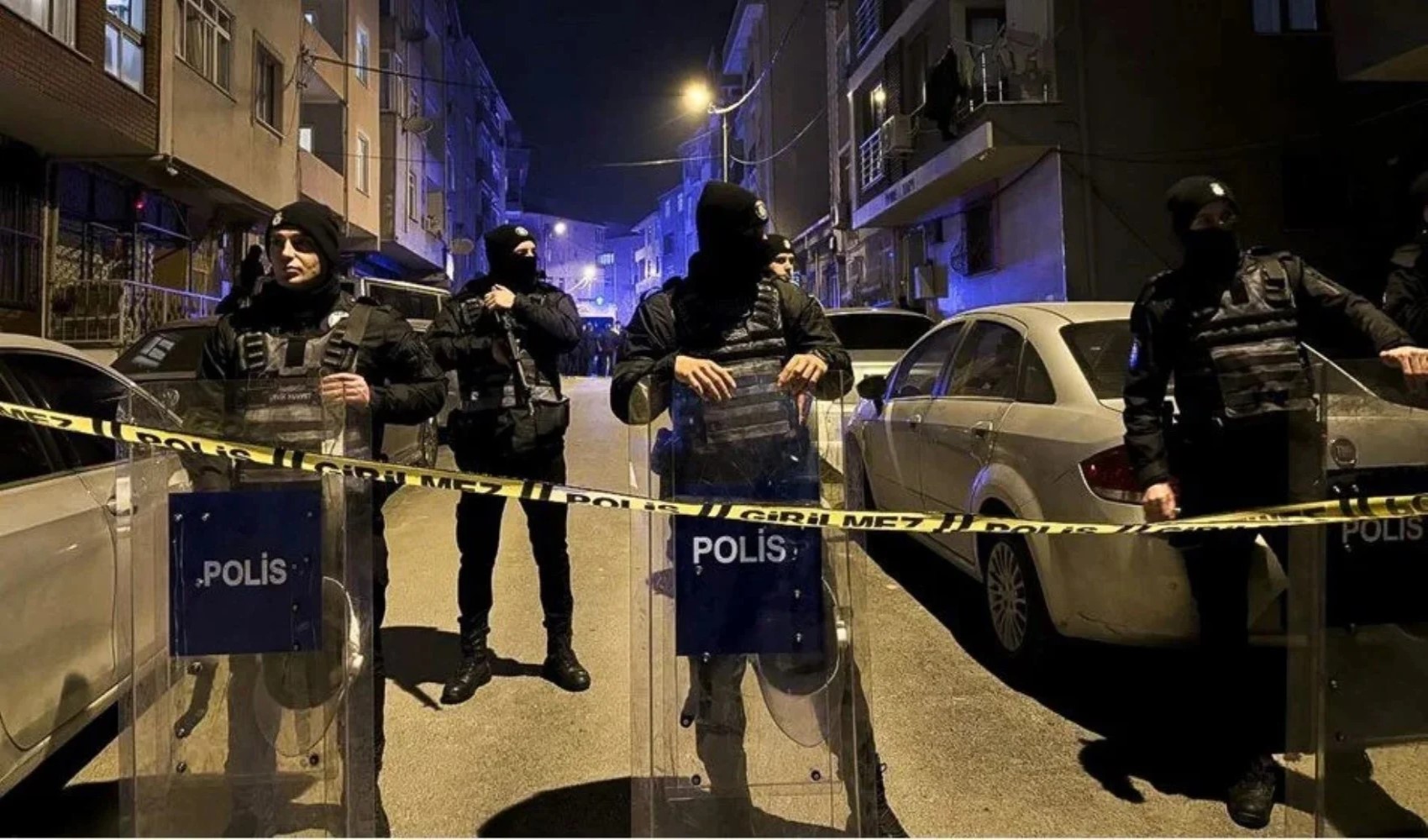 Eyüpsultan'da ailesini katledip Bursa'ya kaçmıştı... Cinayetin arkasındaki neden belli oldu: Evlenmek istemiş