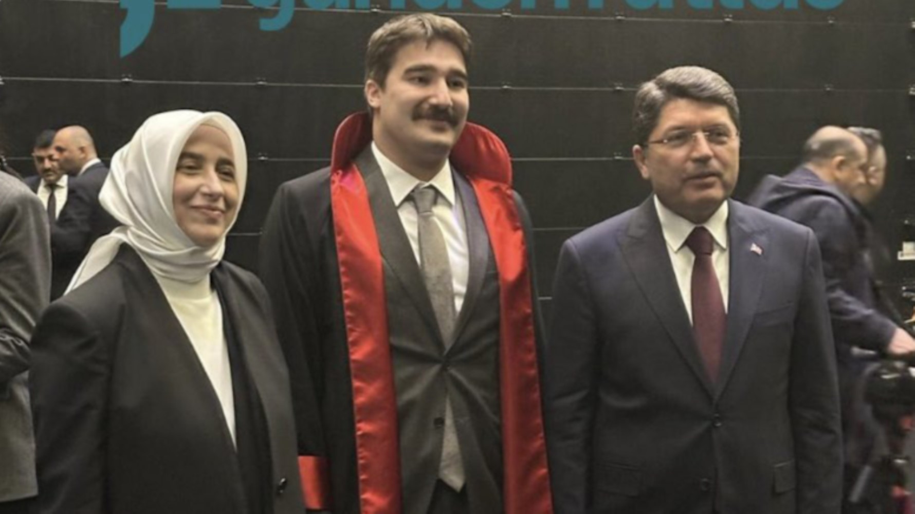 Torpil'de yeni perde: Özlem Zengin yeğenini önce Erdoğan'la sonra da Yılmaz Tunç ile tanıştırdı