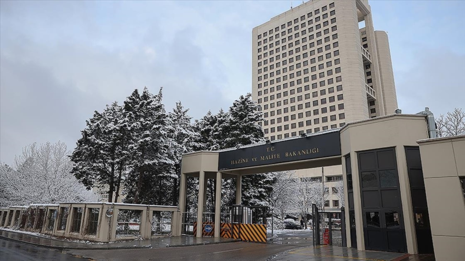 Ayşe Barım skandalı sonrası dizi oyuncuları yakın takibe alındı: Hesapları inceleniyor... Bir oyuncunun gelirlerinde usulsüzlük tespit edildi!