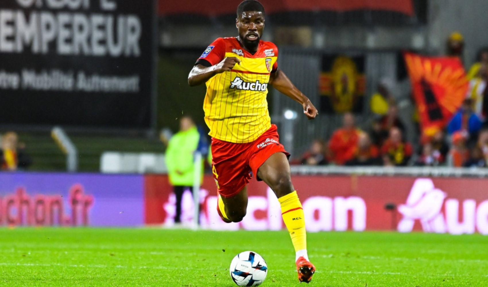 Fenerbahçe, Galatasaray derken Kevin Danso'nun yeni adresi belli oldu