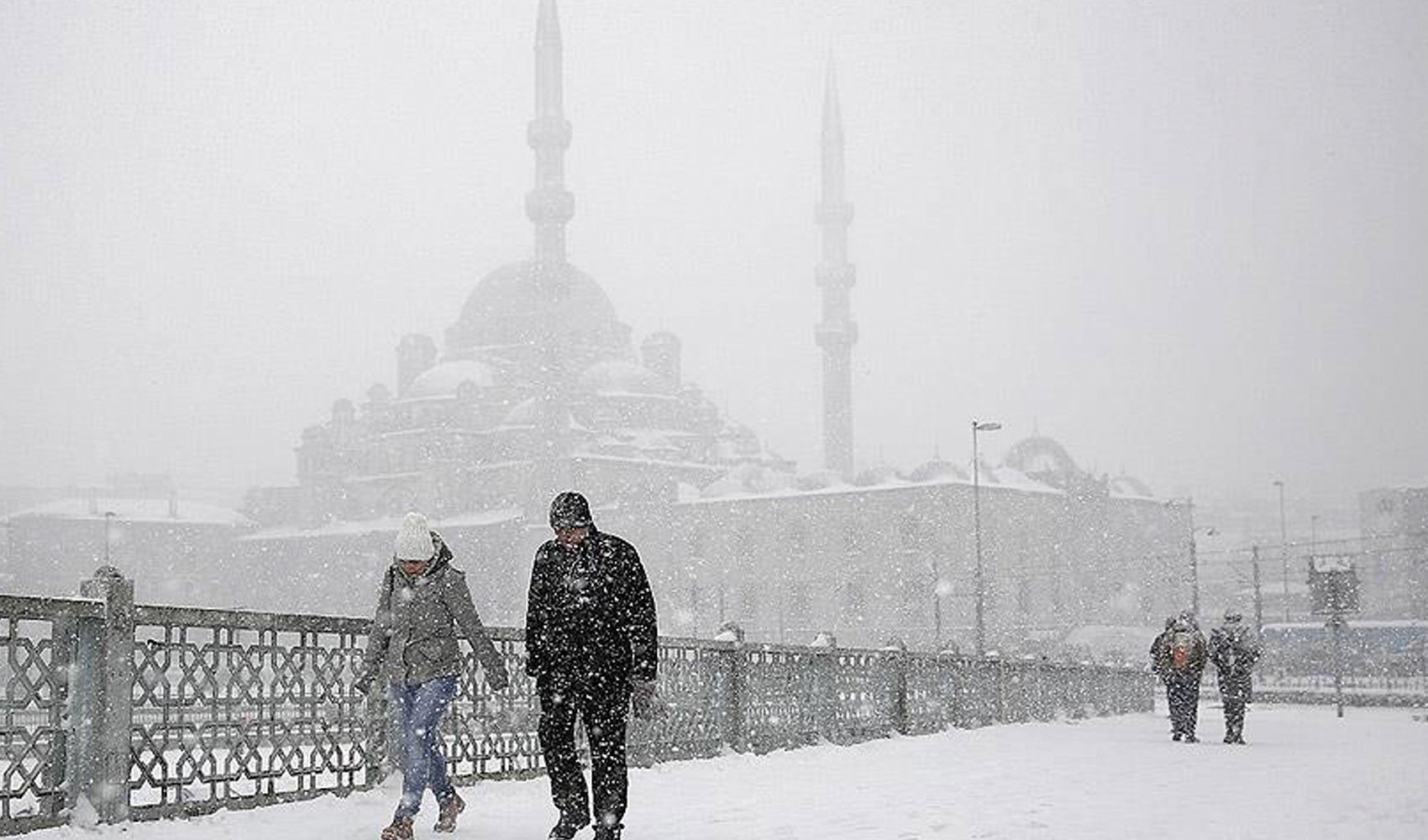 AKOM'dan İstanbul'a 3 günlük kuvvetli kar uyarısı