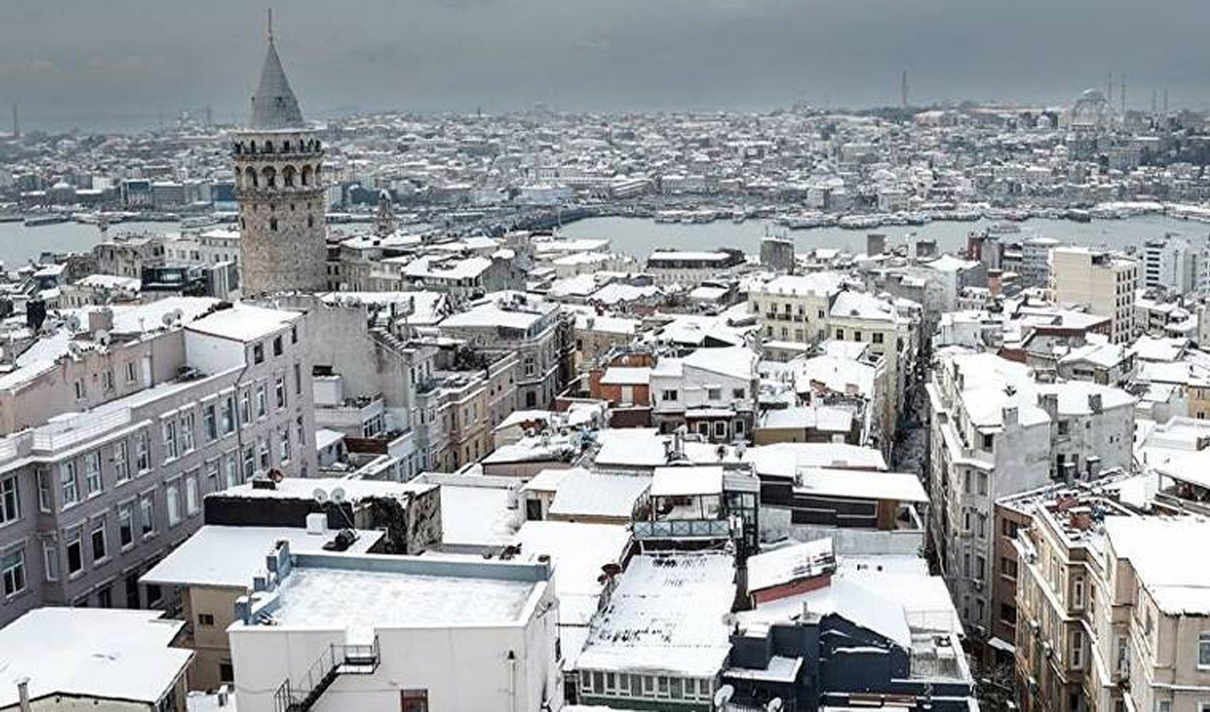 İstanbul Valisi Davut Gül: İstanbul'da okullar dahil tüm eğitim kurumları tatil edildi