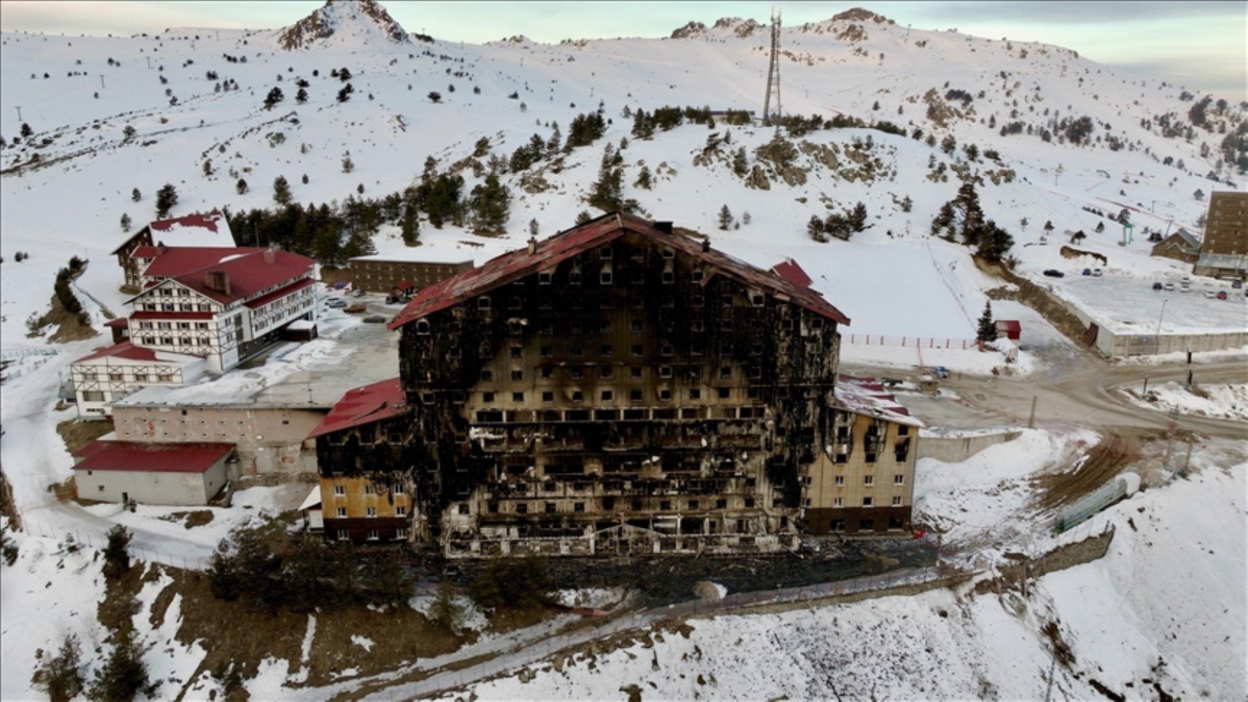 Kartalkaya yangınında yeni detaylara ulaşıldı: Bilirkişi hakkında dikkat çeken ayrıntılar