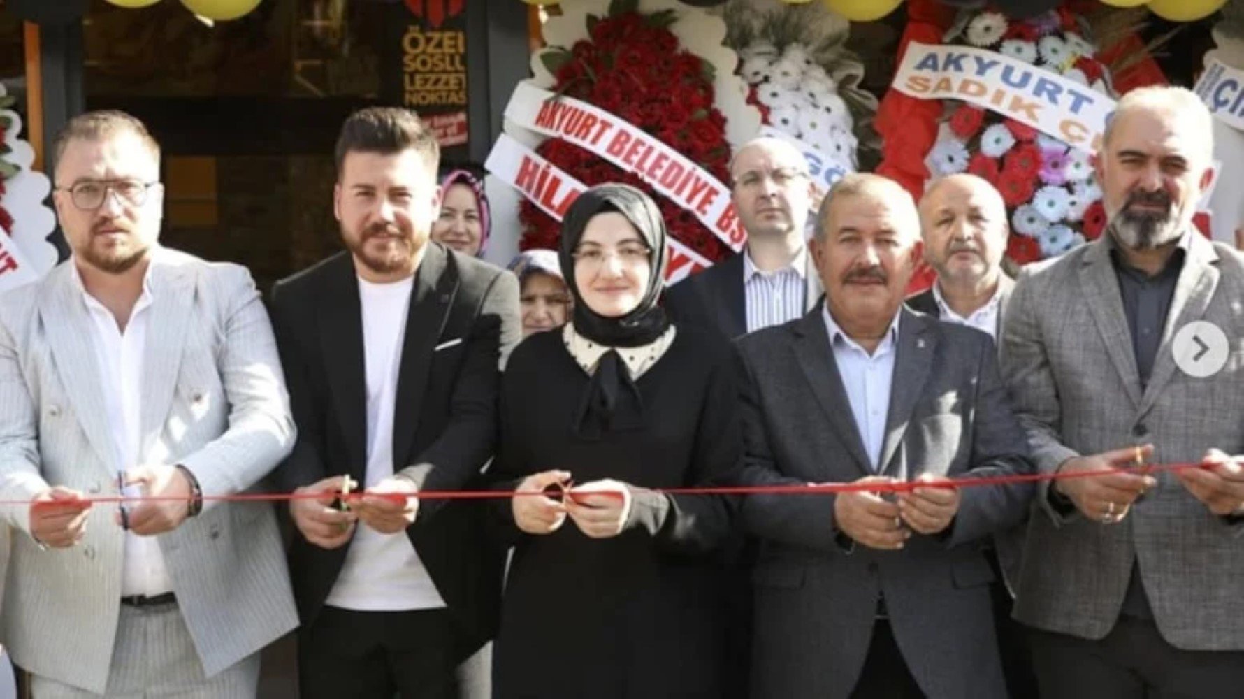 FETÖ soruşturması açılmıştı: Maydonoz Döner'in açılışına bakın kimler katılmış!