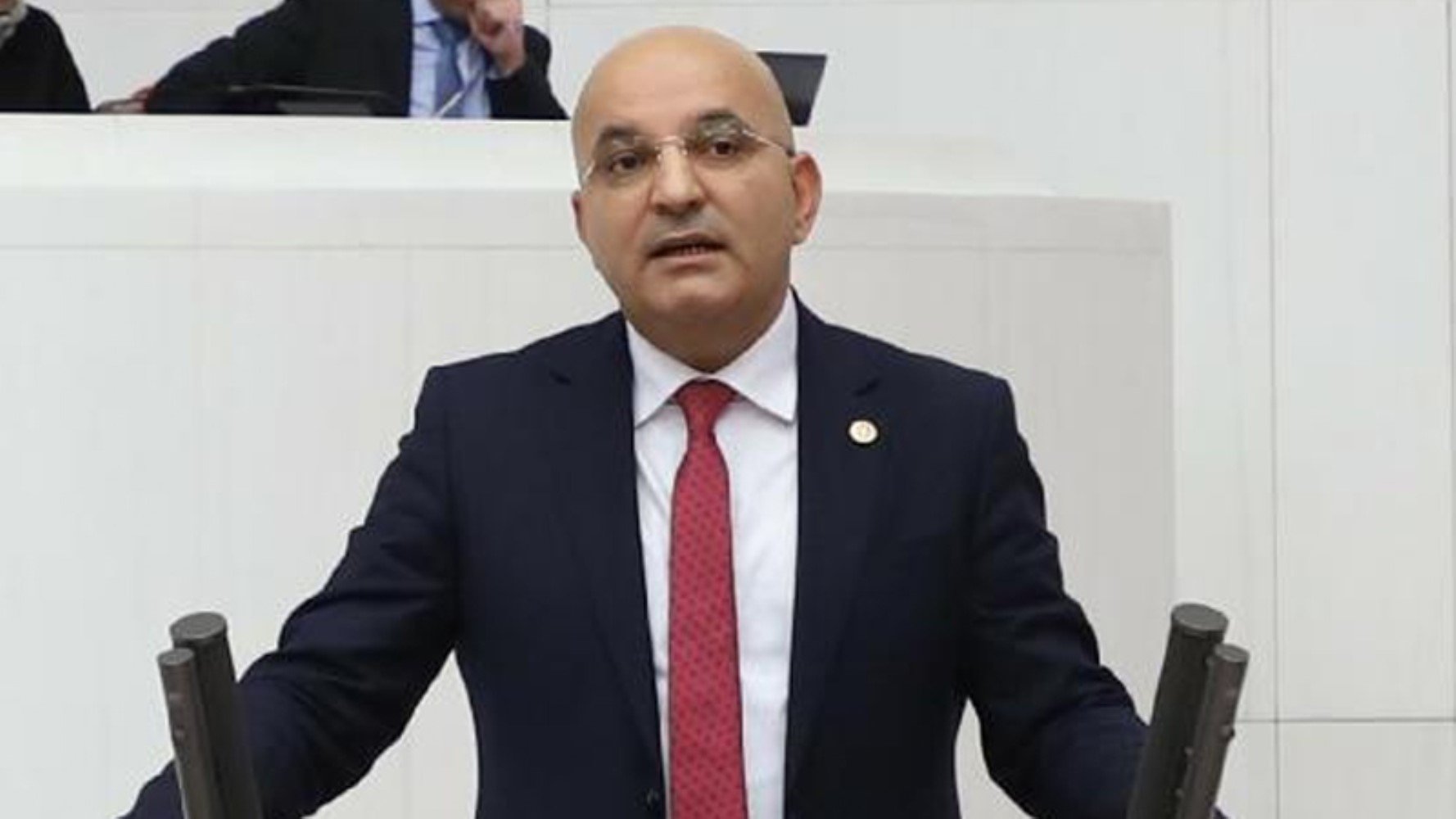 Ön seçime tek aday girecek: CHP'de İmamoğlu'na imza vermeyen milletvekilleri kim?