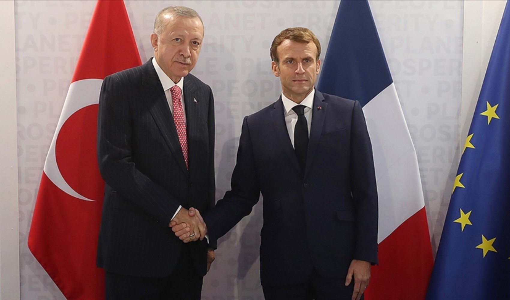 Erdoğan ve Macron telefon görüşmesi gerçekleştirdi