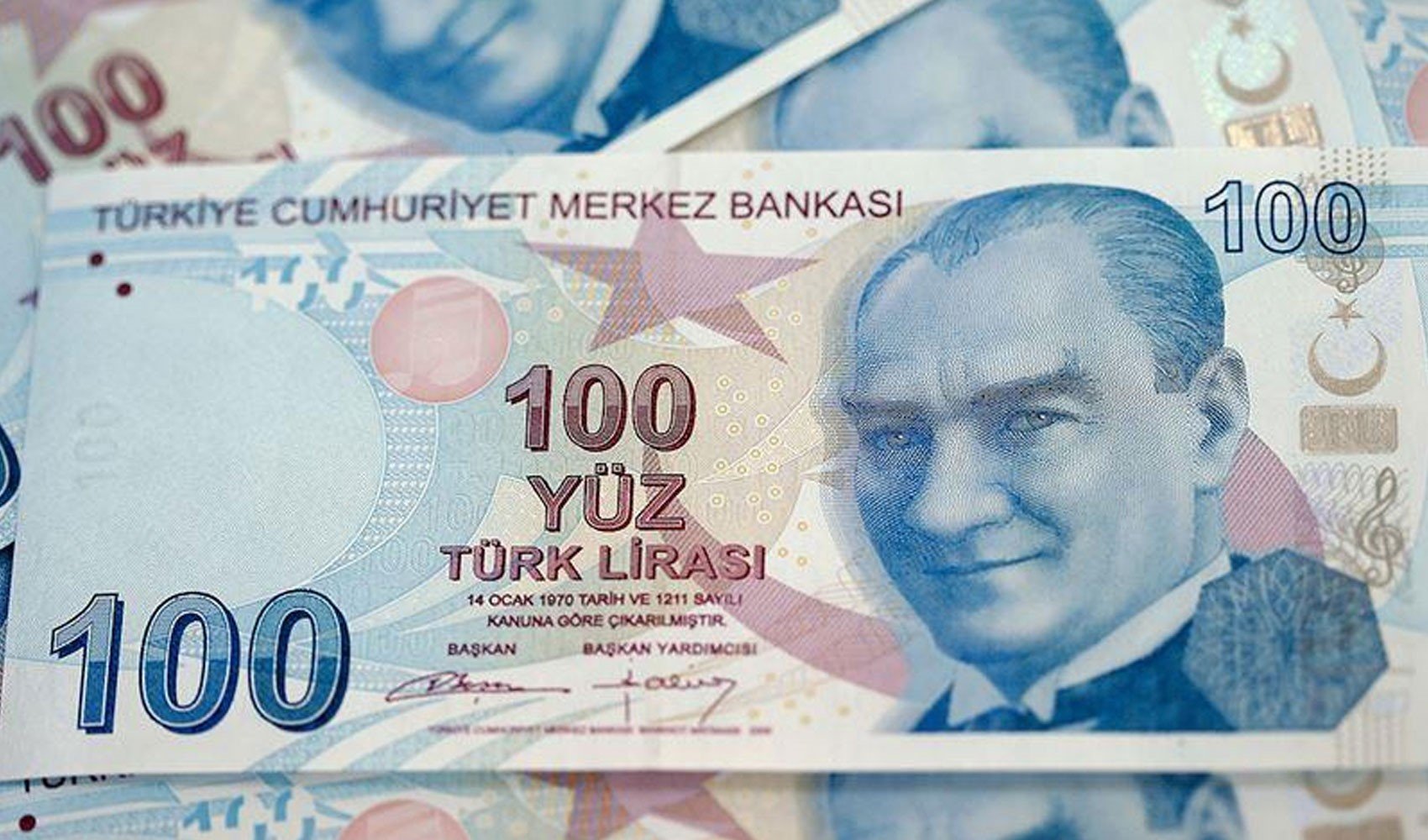 Yeni 10 ve 100 liralık banknotlar bugün piyasaya sürüldü