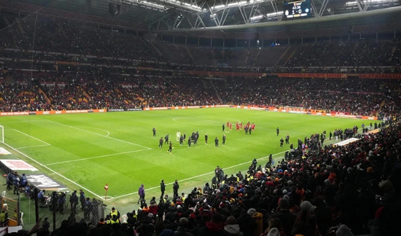 Galatasaray-Fenerbahçe derbisinin oynanacağı RAMS Park'ta taraftara not: Galatasaray yönetimi bıraktı