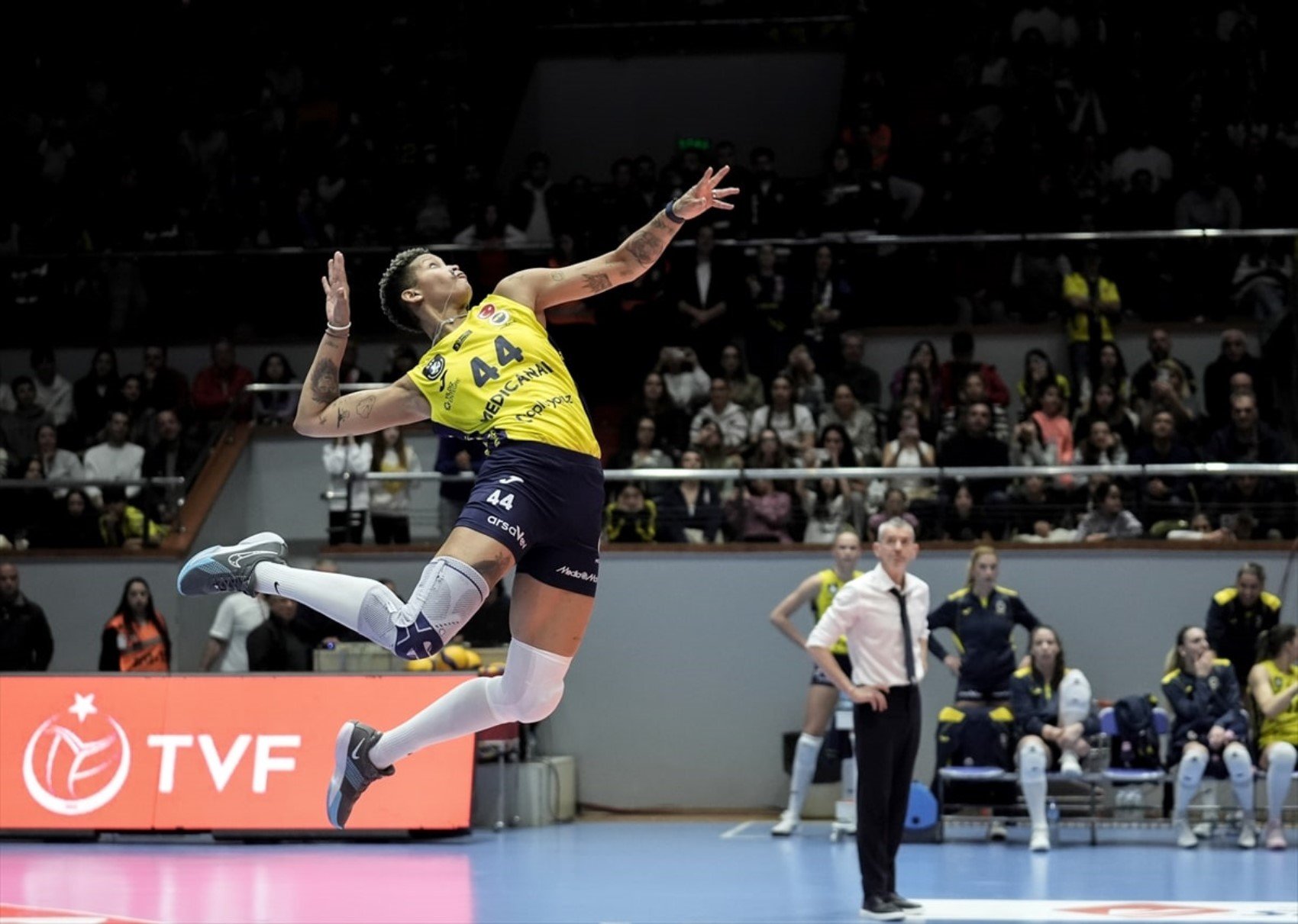 Fenerbahçe voleybol maçı hangi kanalda? Sarıyer-Fenerbahçe maçı saat kaçta?