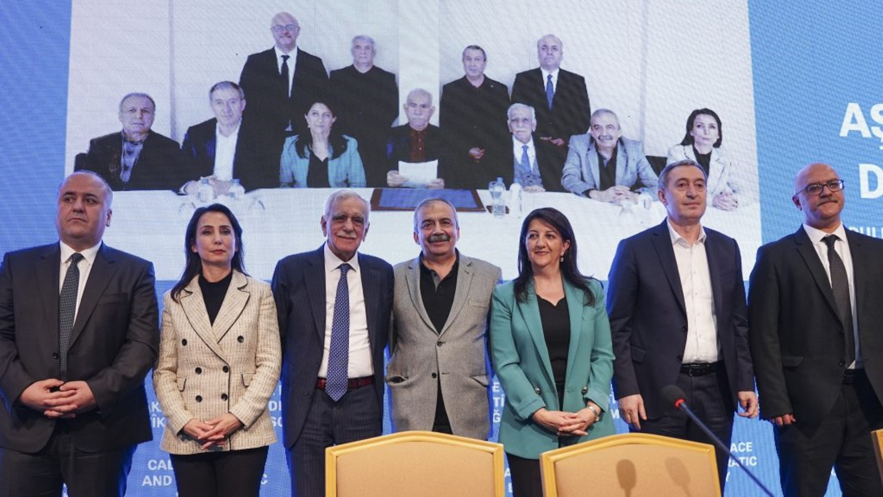 Era stato lanciato un appello al disarmo: ipotesi congresso nell'organizzazione terroristica! Öcalan e la nuova costituzione...