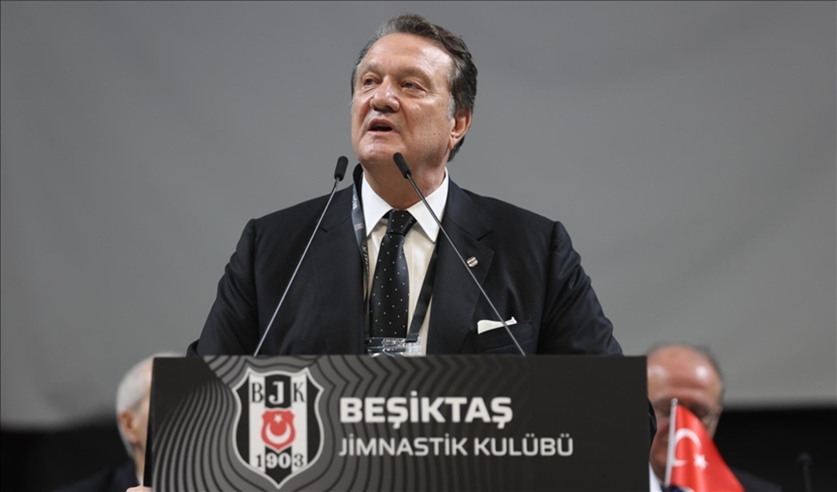 Eski başkan Hasan Arat'ın Beşiktaş'tan ihraç edilmesi için dilekçe verildi: 'Gerekli işlemleri başlatacağız'