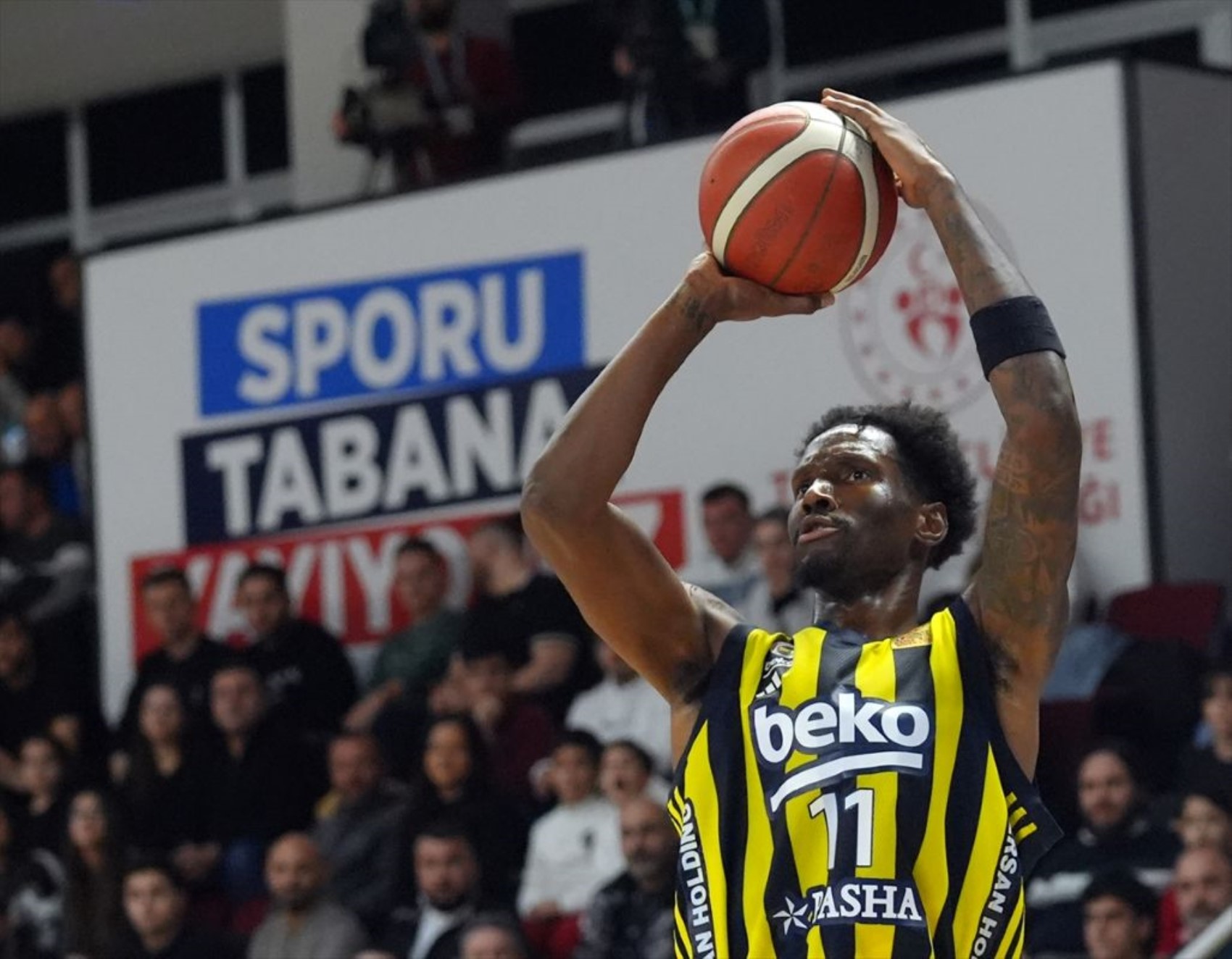 162713421-fenerbahce-basketbol.jpg