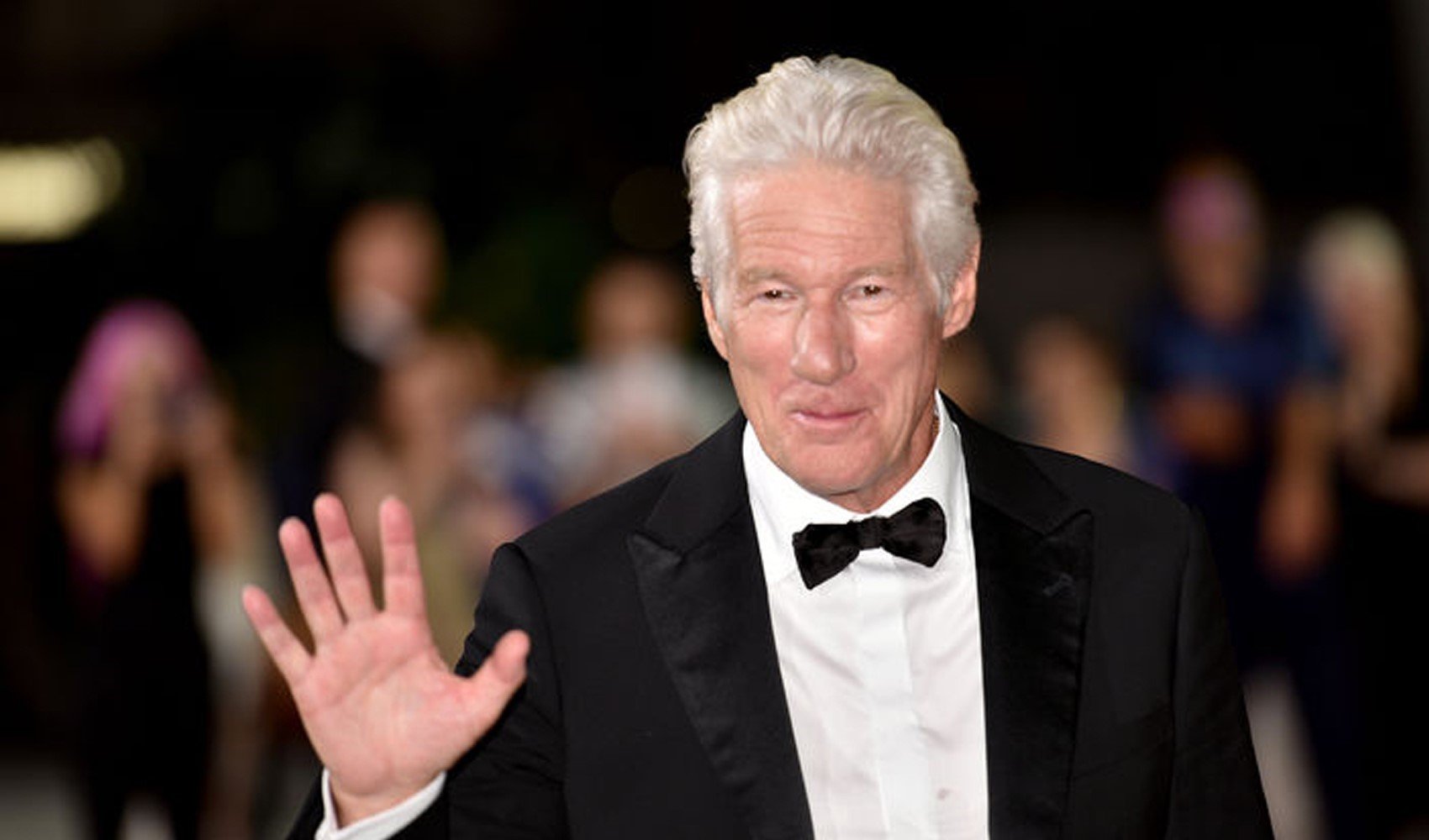 Richard Gere, 'Trump' uyarısı yaptı